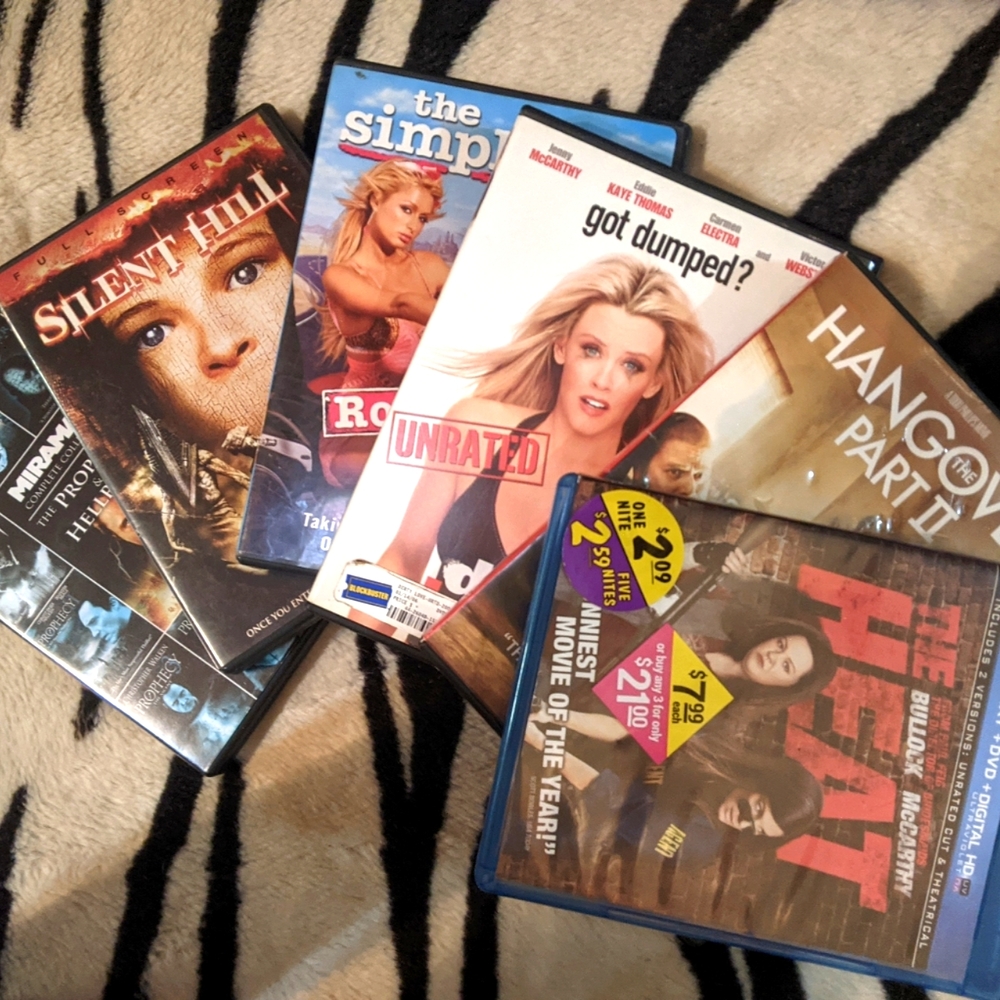 6 DVDs